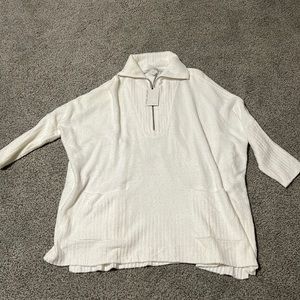 NWT Barefoot Dreams Half Zip Tunic